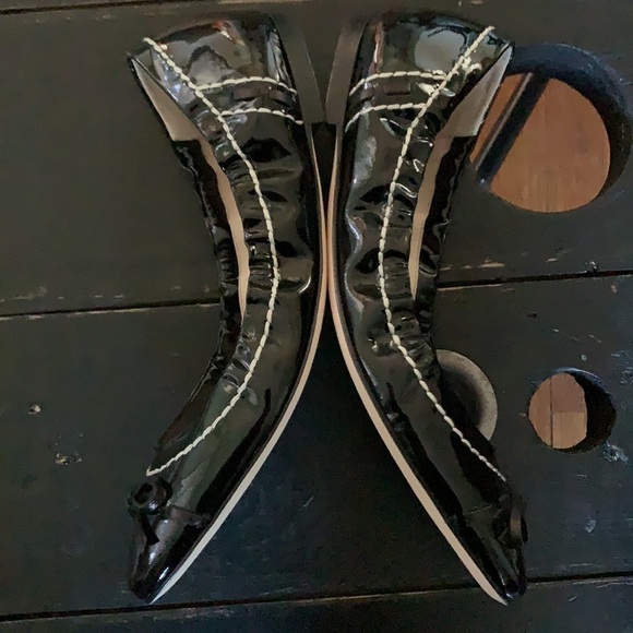 Giorgio ARMANI Black Patent Leather Ballerina Flat - Picture 3 of 13